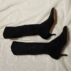 NWOT DONALD PLINER SUEDE stretch heeled boots size 7 1/2